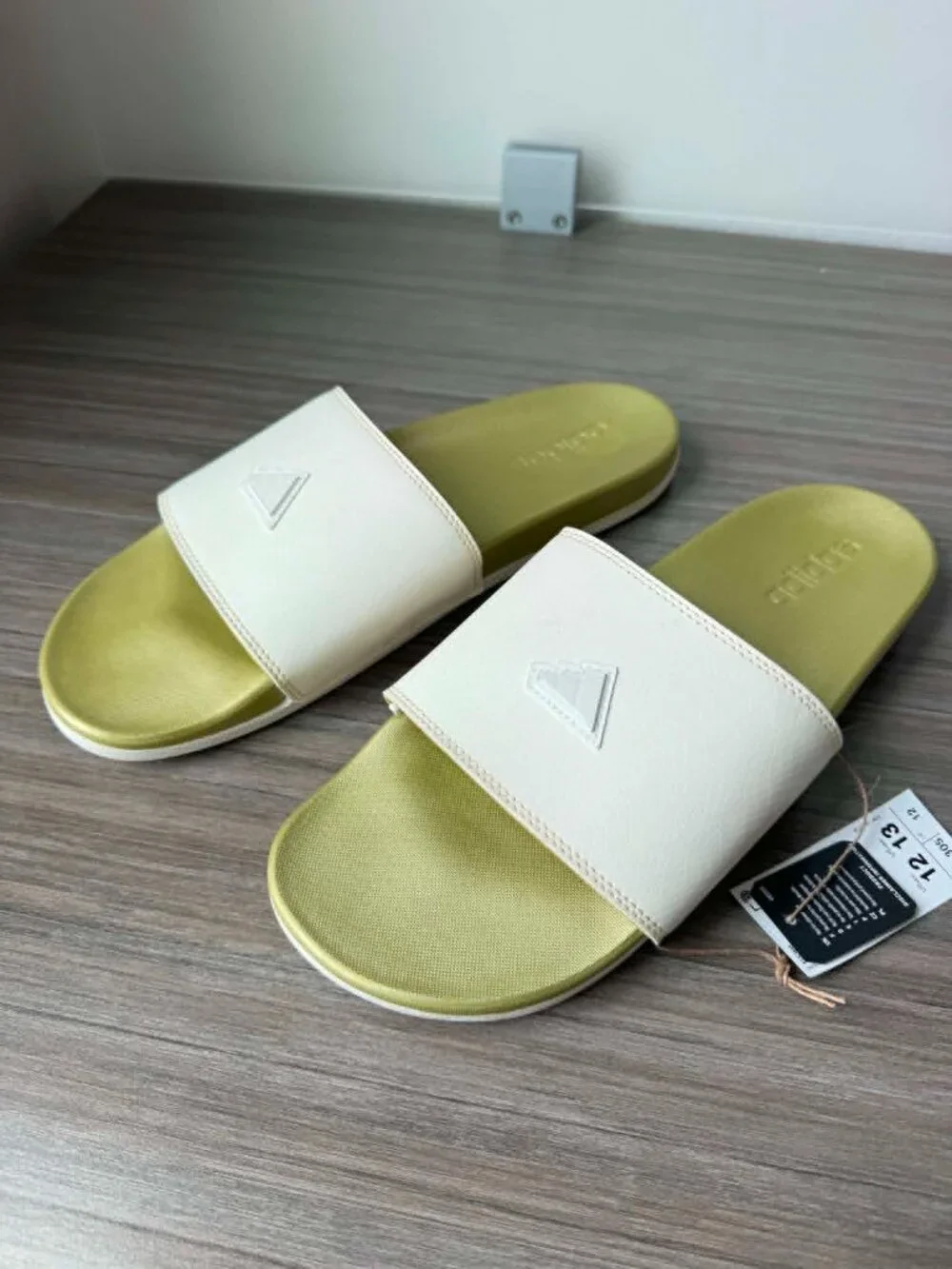 adidas adilette comfort